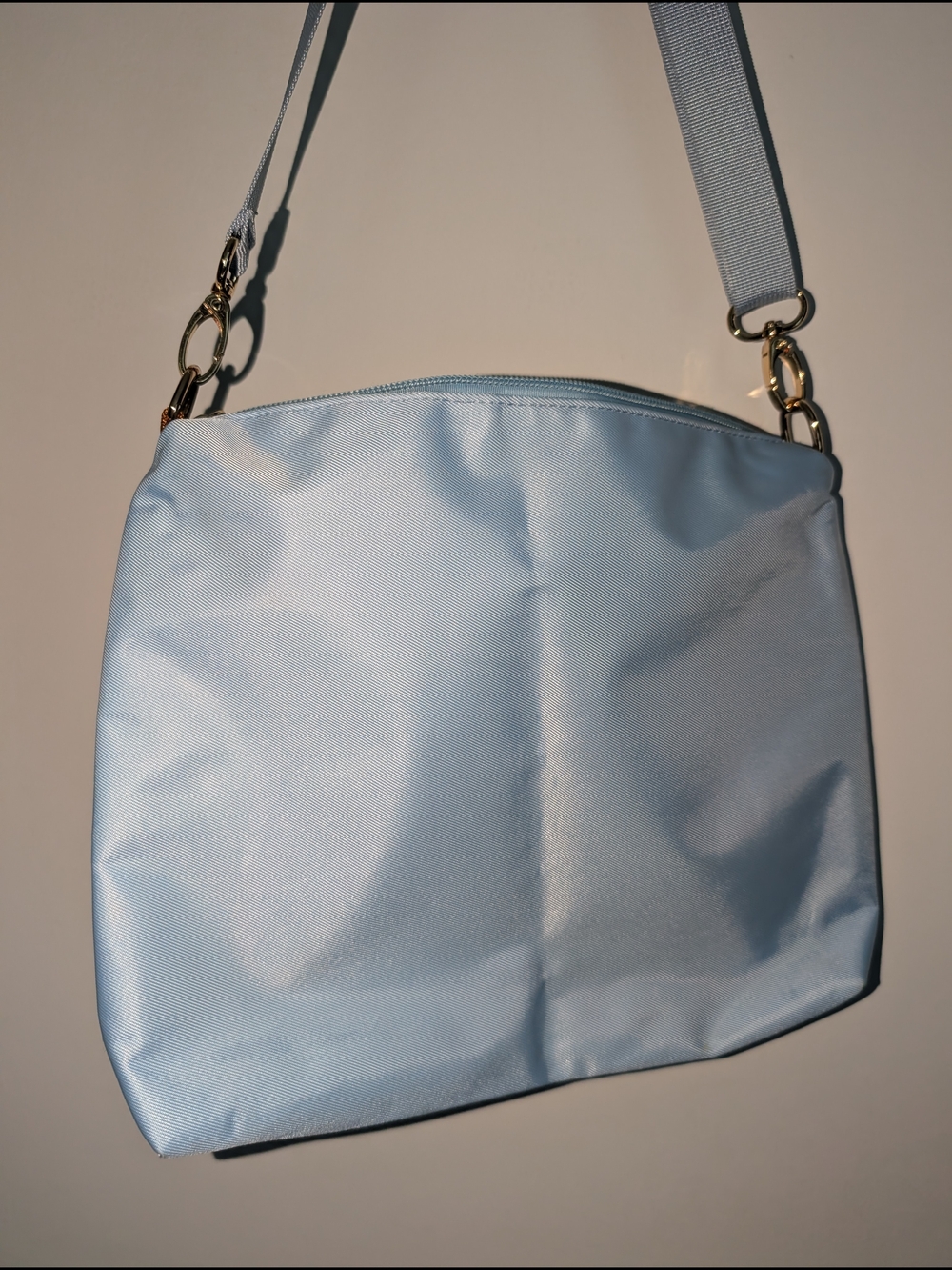 Bagodi Light Blue Crossbody Shoulder Bag with Adjustable Strap - Picture 3 of 5